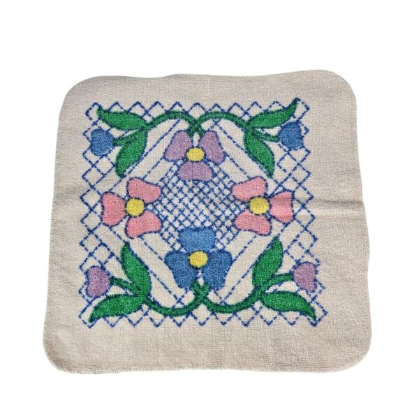 Lot 2 Vtg JP Stevens Utica Fine Arts Washcloth Flower Trellis Beige Multicolor - Picture 3 of 9